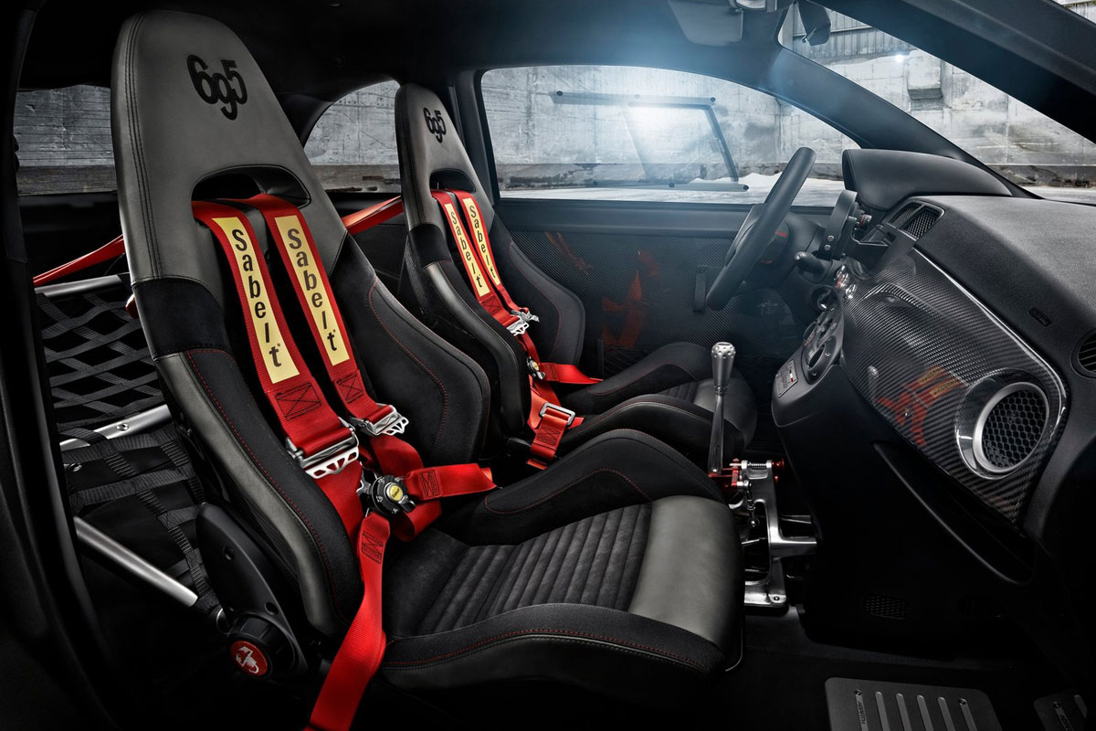 Abarth 695 BiPosto Fußmatte Riffelblech Beifahrer