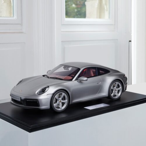 Porsche 911 (992) Carrera 4S - 2020 - Silbermetallic 1:8